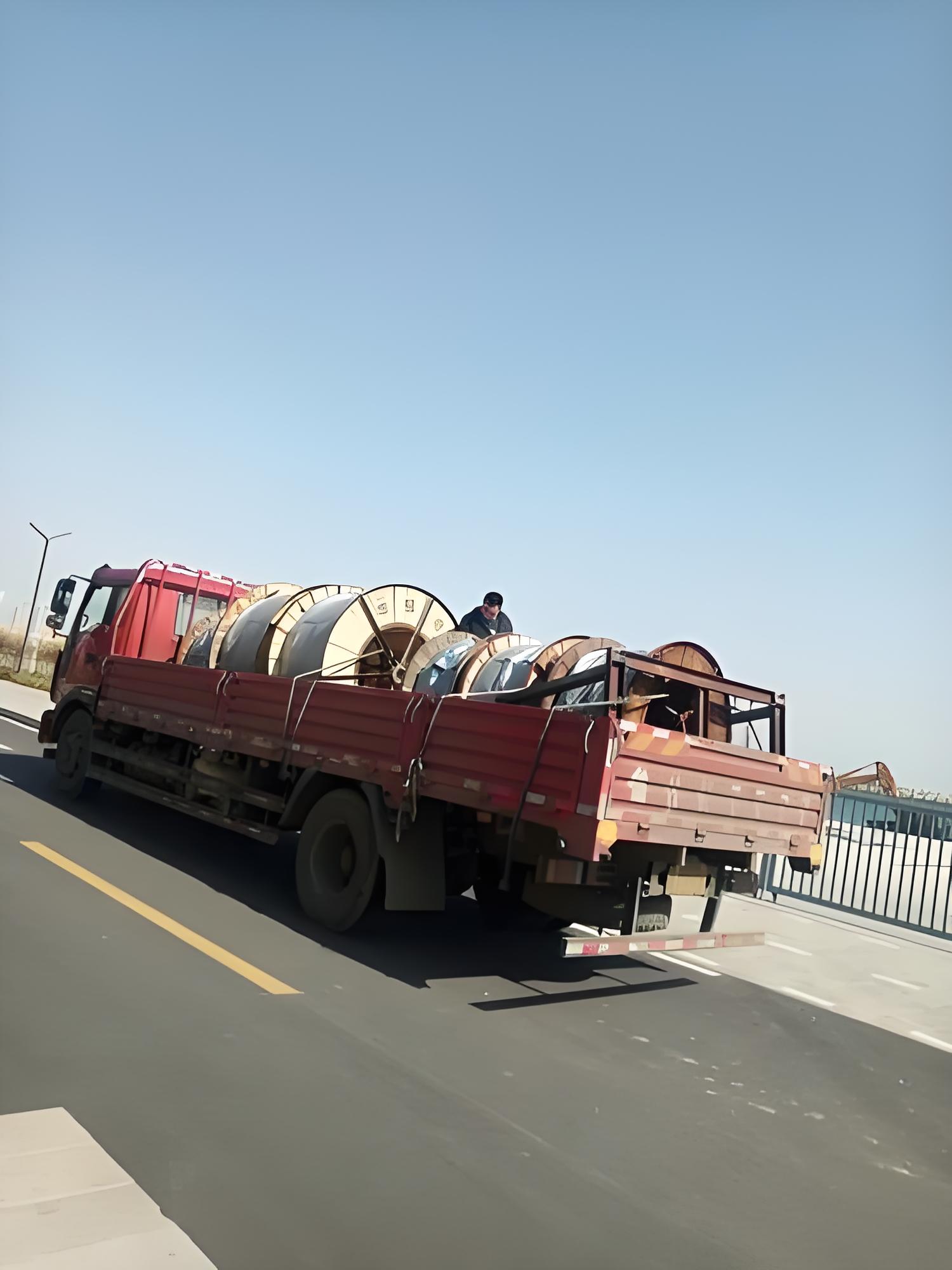 慈溪市运输打桩机平板车如何联系?-第3张图片 慈溪市运输打桩机平板车如何联系?-第3张图片